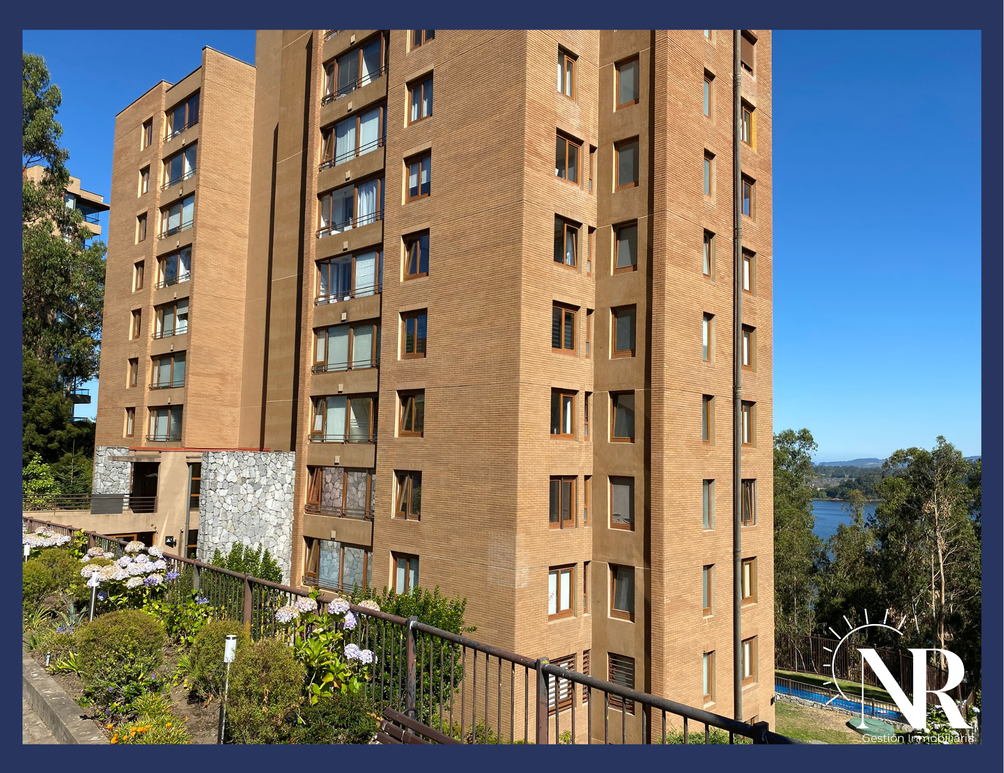 Se Arrienda Departamento en Península de Andalué